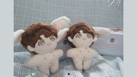 开箱明星玩偶,萌态百出，惊喜连连！