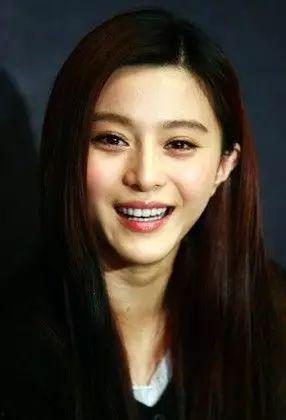 大龄女明星早餐图片,大龄女明星的优雅早餐时光
