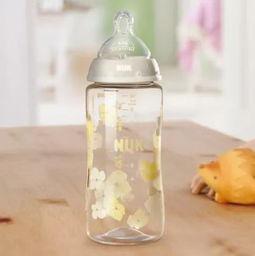 东北小奶瓶网红叫什么,网红界的甜蜜宠儿