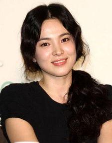 韩国瓜子脸女明星,揭秘瓜子脸女明星的美丽秘诀